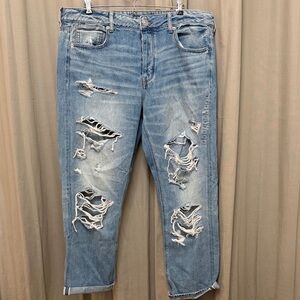 American Eagle Tomgirl low hip Jean